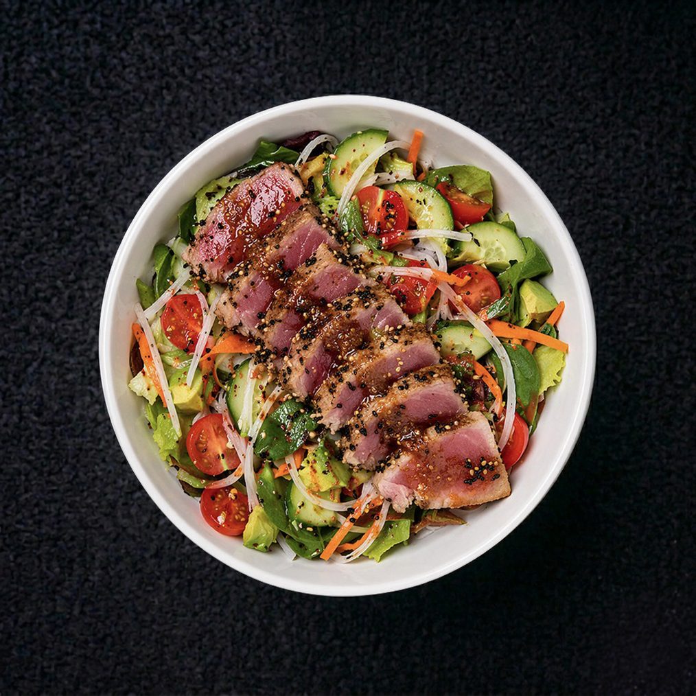 Tuna tataki salad.